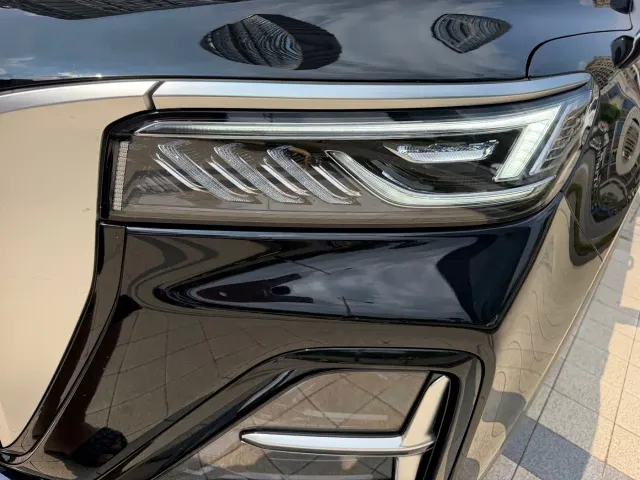 Hongqi HS5 — Фото автомобиля 4