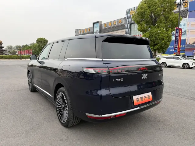 IM Motors LS9 — Фото автомобиля 21