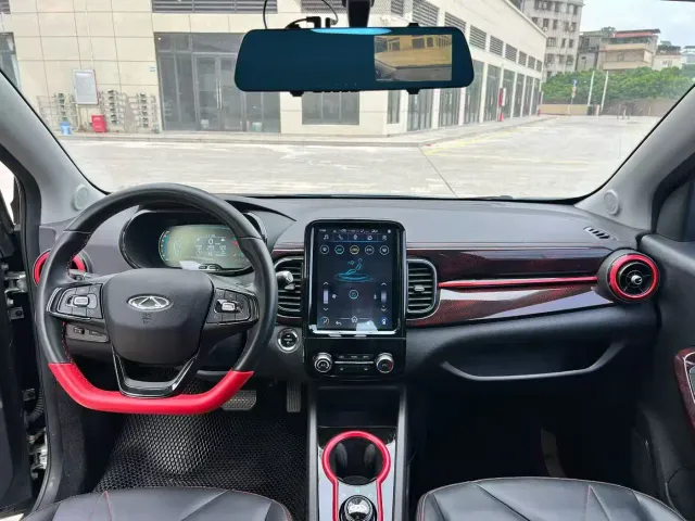 Chery eQ1 — Фото автомобиля 5