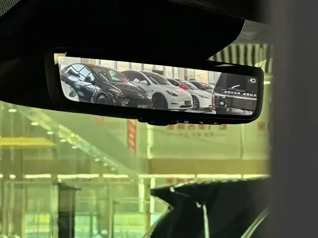 Toyota Alphard — Фото автомобиля 9