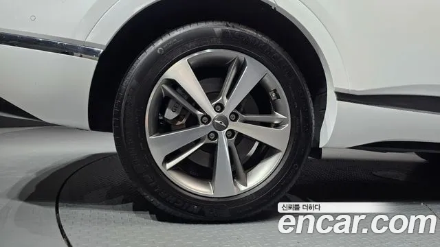 Genesis GV80 — Фото автомобиля 5