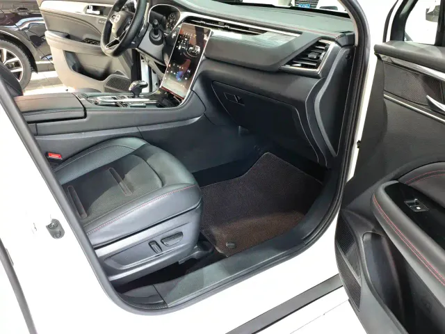 GAC Trumpchi GS4 PLUS — Фото автомобиля 11