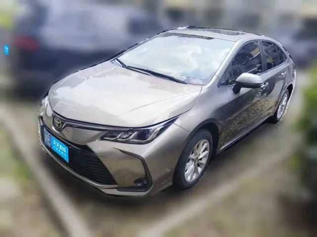 Фотография автомобиля — Toyota Corolla