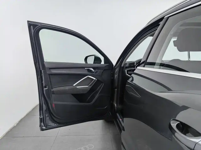 Audi Q3 — Фото автомобиля 8