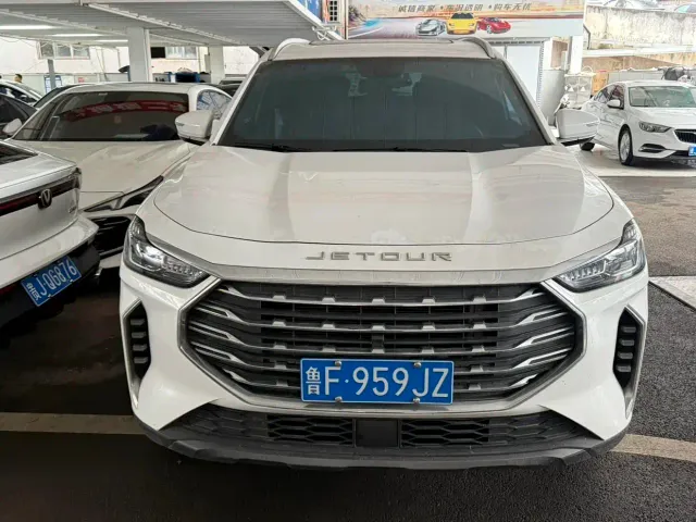 Jetour X70 Plus — Фото автомобиля 2