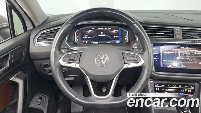 Volkswagen Tiguan — Фото автомобиля 13