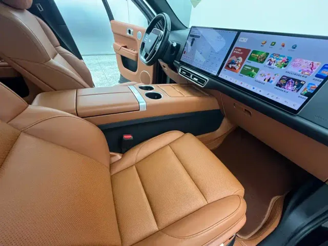 Li Auto L7 — Фото автомобиля 12