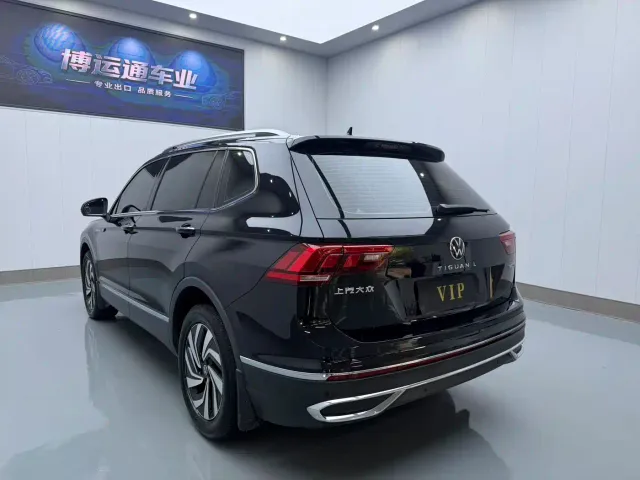 Volkswagen Tiguan L — Фото автомобиля 4