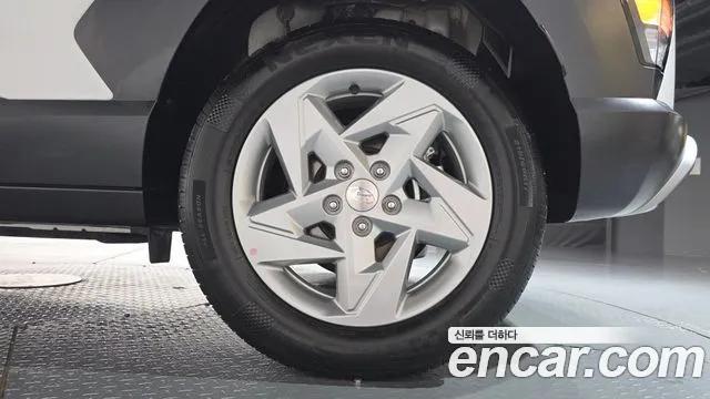 Hyundai Kona Kona Гибрид (SX2) Premium — Фото автомобиля 18