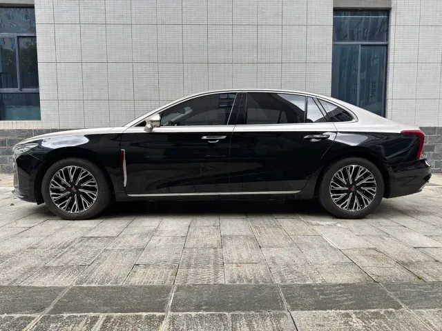 Hongqi H5 — Фото автомобиля 4