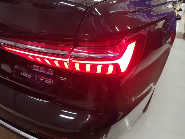 Audi A6L — Фото автомобиля 7