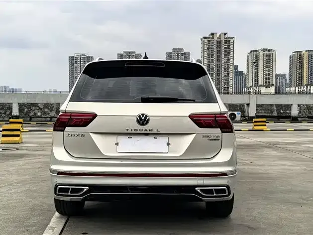 Volkswagen Tiguan L — Фото автомобиля 7