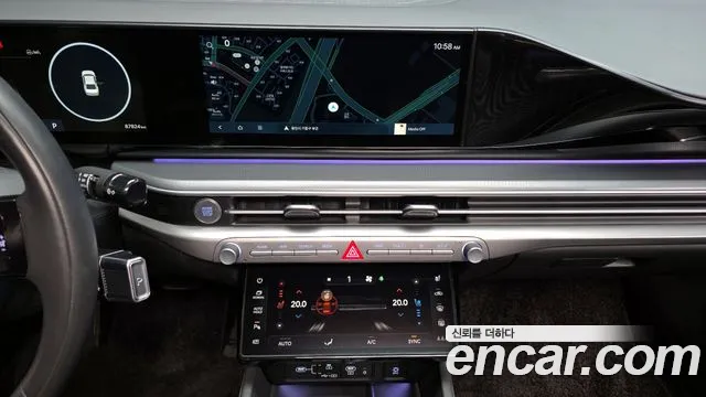 Hyundai Grandeur Grandeur (GN7) 2.5 Бензин 2WD — Фото автомобиля 15