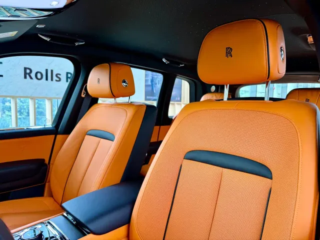 Rolls-Royce Cullinan — Фото автомобиля 7