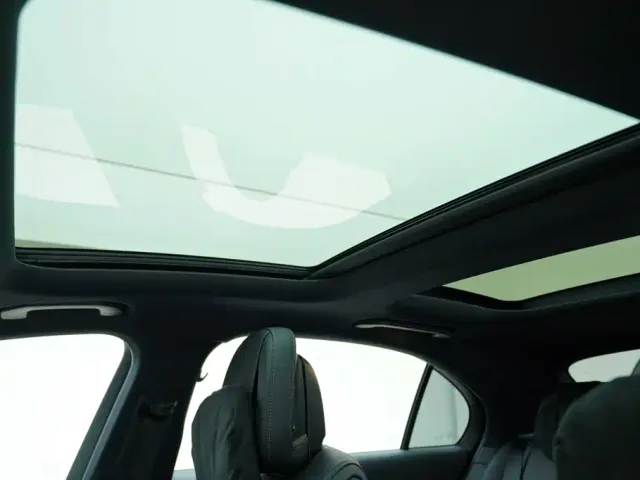 Mercedes-Benz C-Class — Фото автомобиля 11
