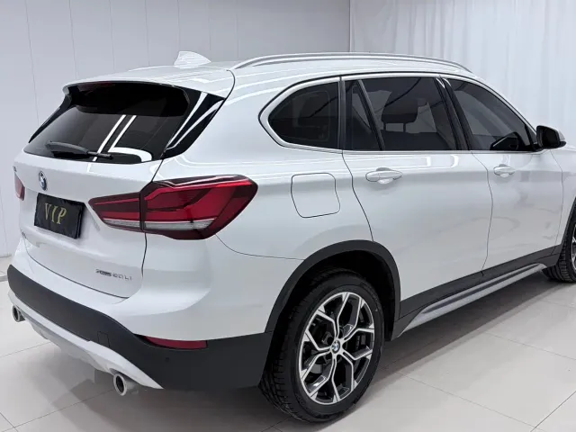 BMW X1 — Фото автомобиля 6