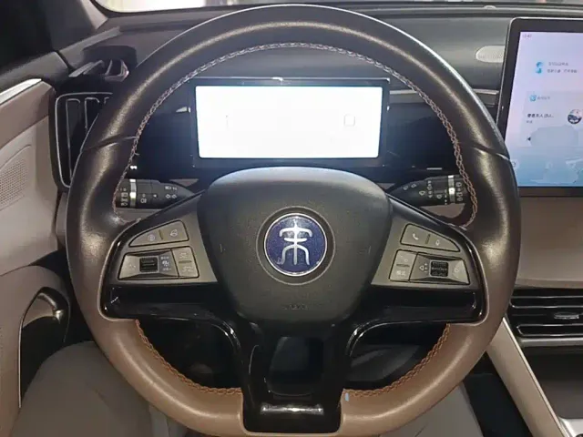 BYD Song Pro — Фото автомобиля 10