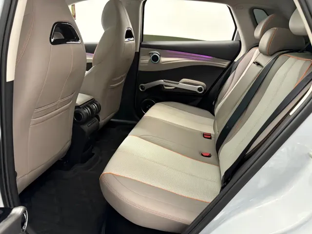 BYD Yuan PLUS — Фото автомобиля 8
