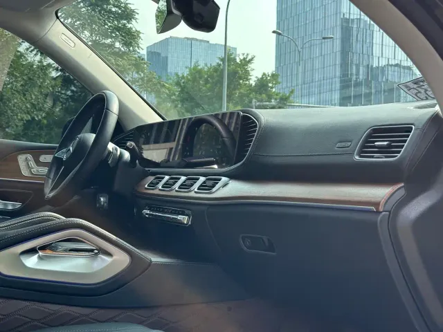Mercedes-Benz GLE-Class — Фото автомобиля 6