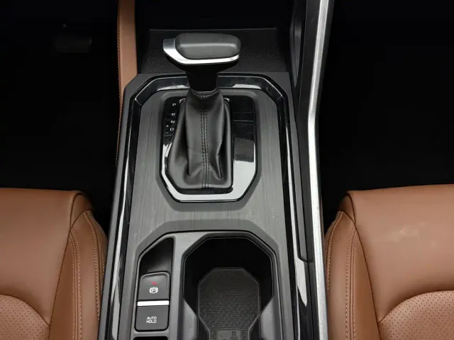 Geely Vision X6 — Фото автомобиля 12