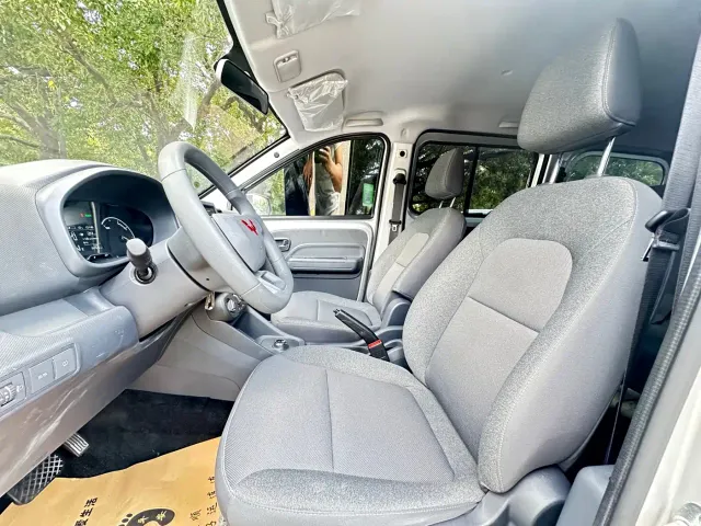 Wuling Rongguang EV — Фото автомобиля 12