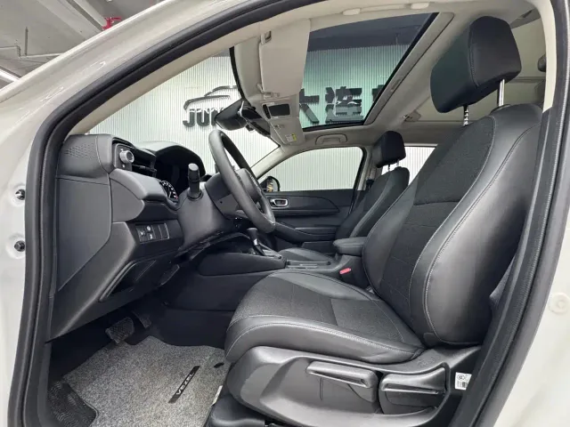 Honda Vezel — Фото автомобиля 9