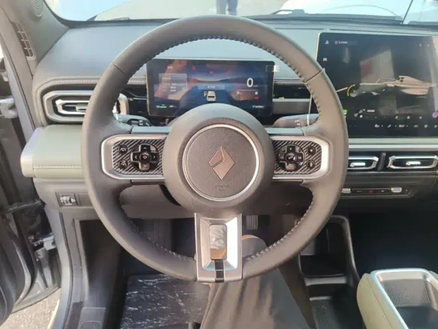 Baojun Yep Plus — Фото автомобиля 10