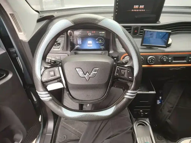 Wuling Hongguang Mini EV — Фото автомобиля 10