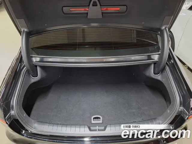 Hyundai Grandeur GN7 — Фото автомобиля 15
