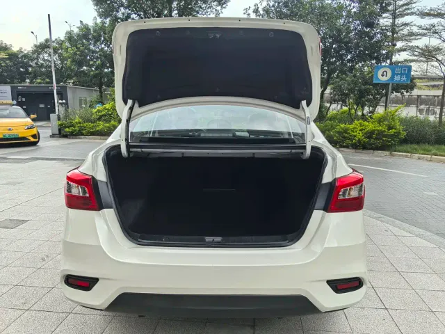 Nissan Sylphy — Фото автомобиля 14