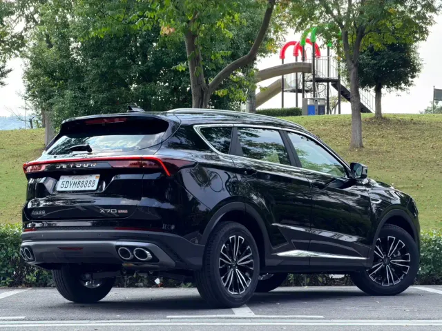 Jetour X70 Plus — Фото автомобиля 5