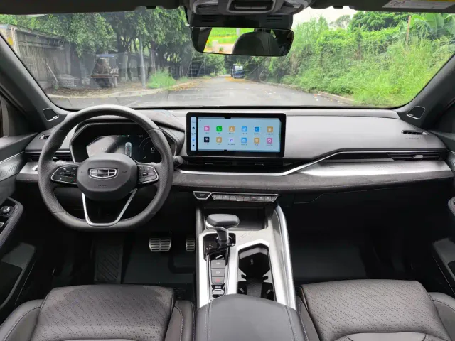 Geely Xingrui — Фото автомобиля 6