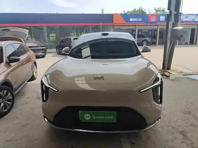 IM Motors LS6 — Фото автомобиля 2