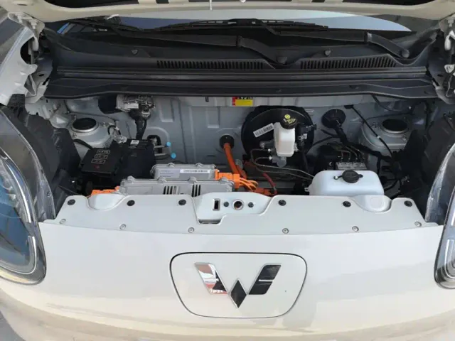 Wuling Hongguang Mini EV — Фото автомобиля 19