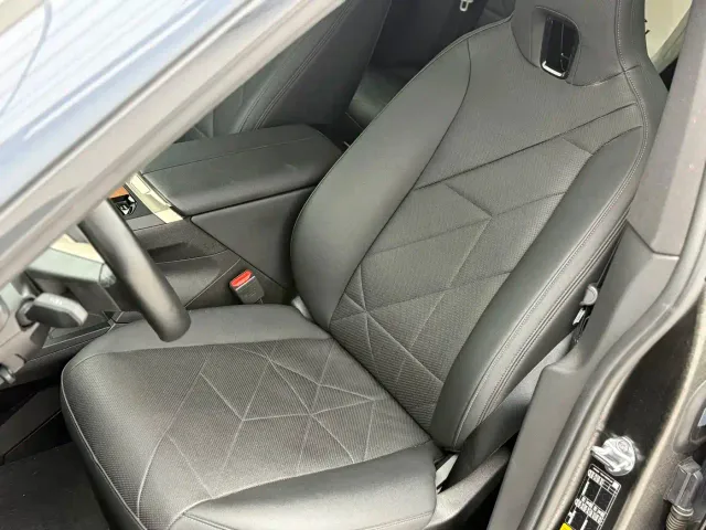 BMW iX — Фото автомобиля 14
