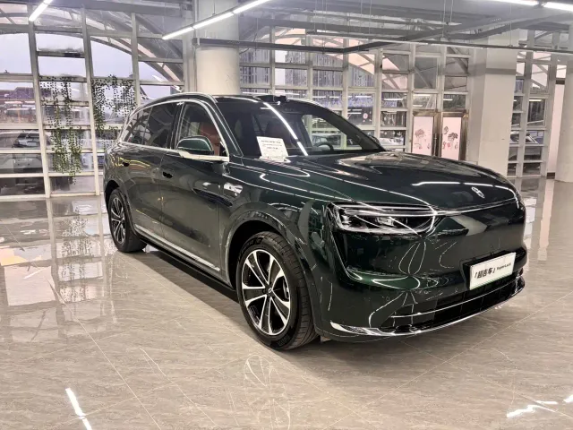 Aito M7 — Фото автомобиля 3