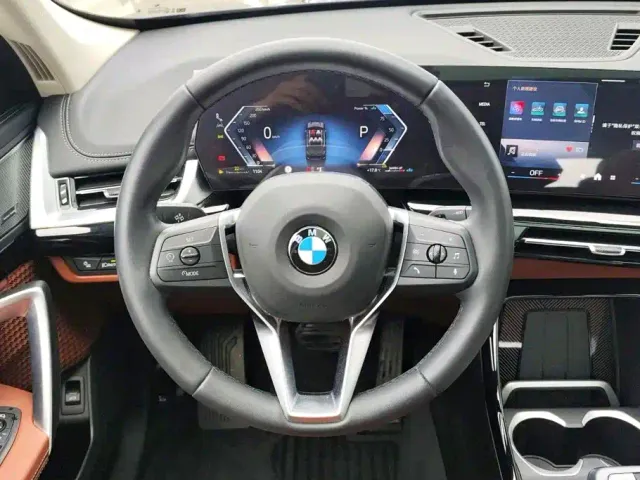 BMW X1 — Фото автомобиля 9