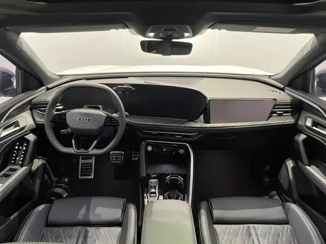 Audi Q5L — Фото автомобиля 7