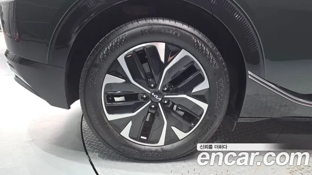 Kia EV6 Standard — Фото автомобиля 5
