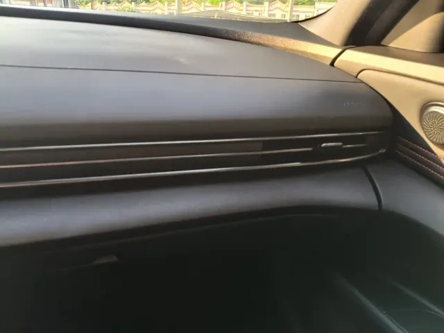 Hyundai Elantra — Фото автомобиля 24