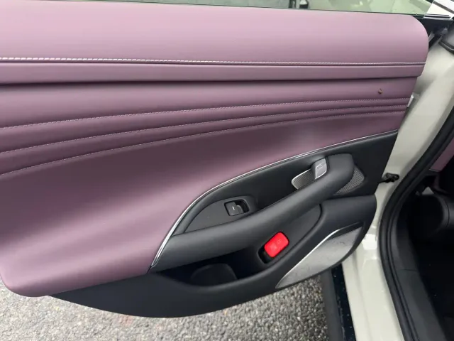 Xiaomi SU7 — Фото автомобиля 23
