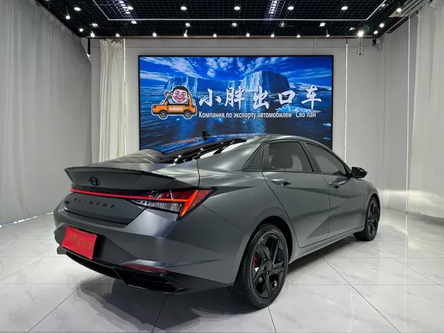 Hyundai Elantra — Фото автомобиля 4