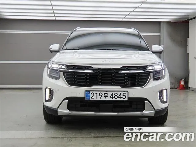 Kia Seltos — Фото автомобиля 2