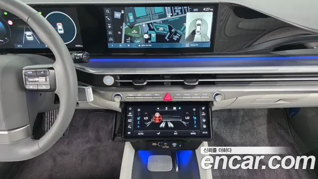 Hyundai Grandeur Grandeur (GN7) 2.5 Бензин 2WD — Фото автомобиля 15