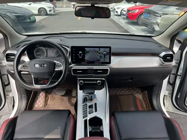 Geely Binyue — Фото автомобиля 9