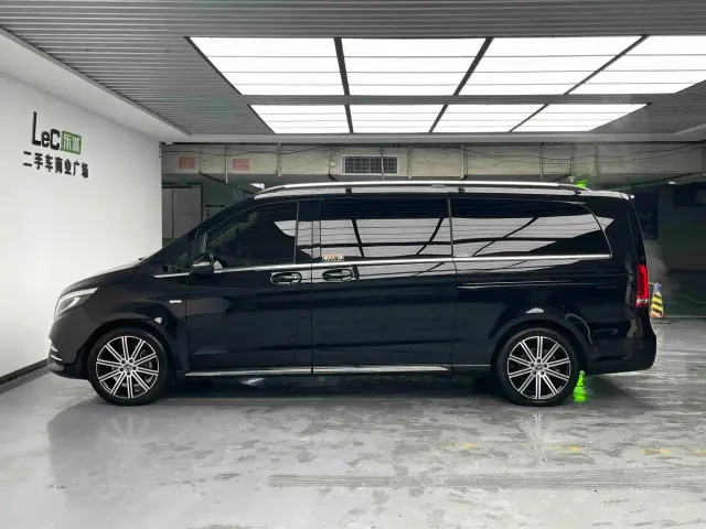 Mercedes-Benz V-Class — Фото автомобиля 5