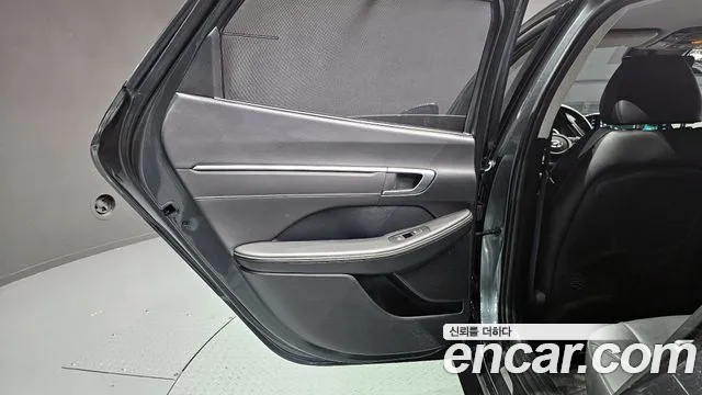 Hyundai Sonata — Фото автомобиля 25