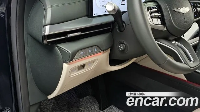 Genesis GV80 2.5T Бензин AWD — Фото автомобиля 16