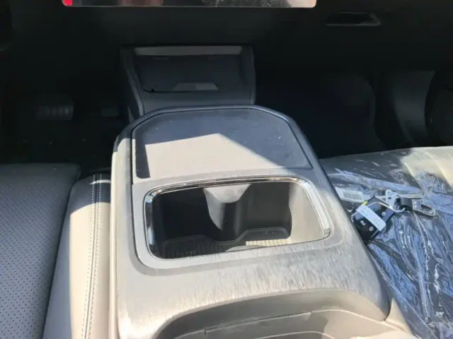 Dongfeng Fengshen L7 — Фото автомобиля 13