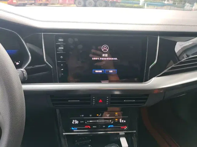 Volkswagen Passat — Фото автомобиля 12